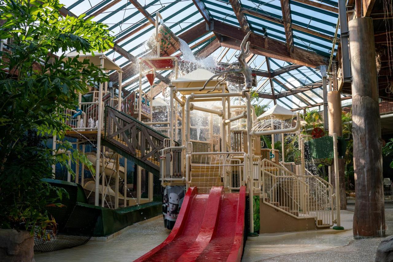 Hotel Center Parcs Les Bois Francs Verneuil d'Avre et d'Iton Esterno foto