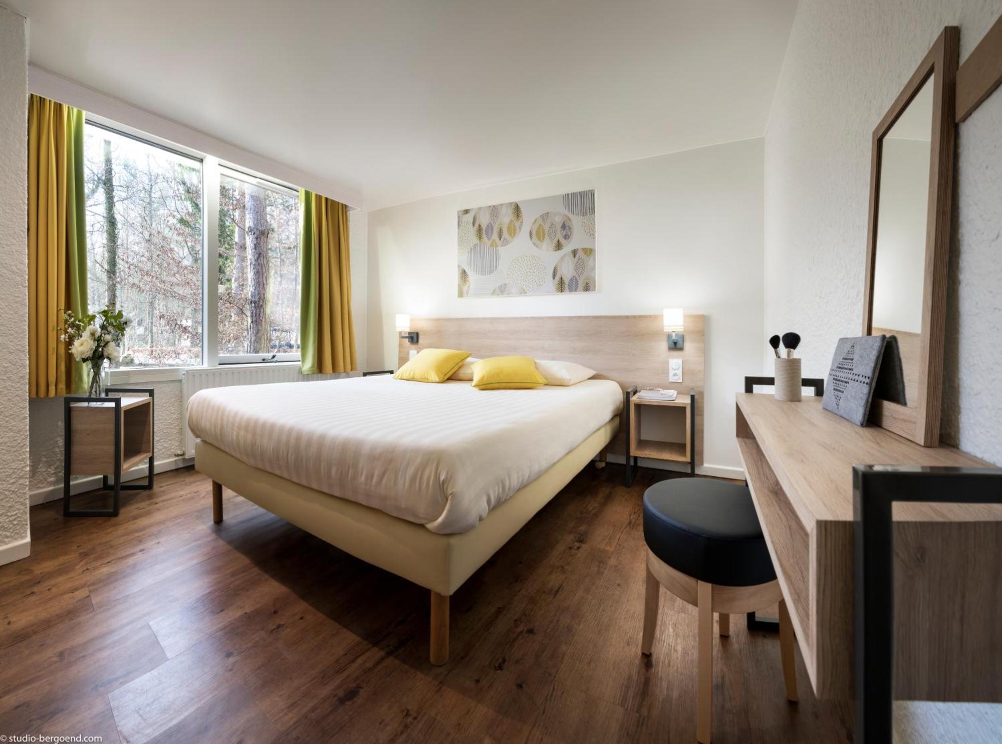 Hotel Center Parcs Les Bois Francs Verneuil d'Avre et d'Iton Esterno foto