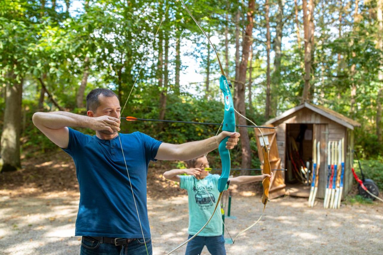 Hotel Center Parcs Les Bois Francs Verneuil d'Avre et d'Iton Esterno foto